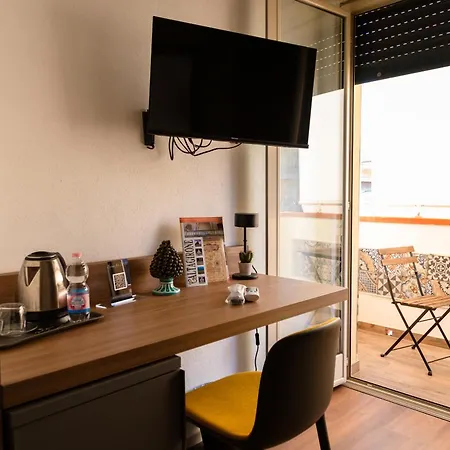 Al Viale Guest house *